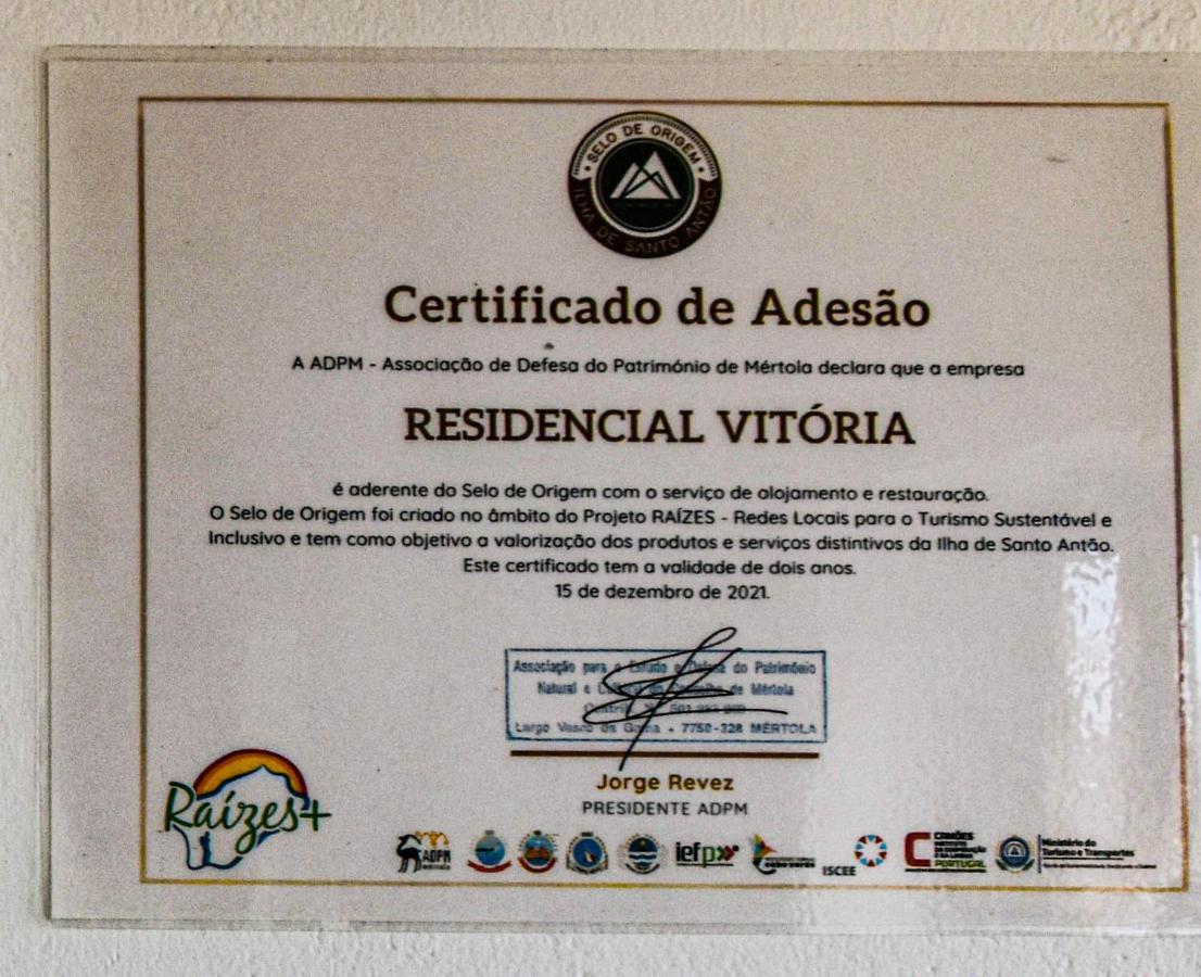Residencial Vitoria Hotel Ponta Do Sol