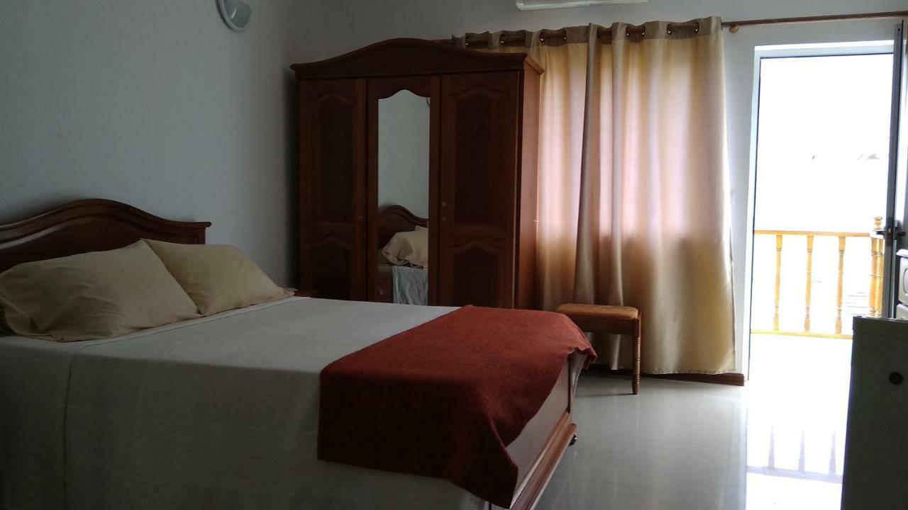 Hotel Residencial Vitoria Ponta Do Sol